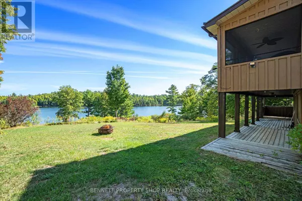 Lanark Highlands, ON K0G1K0,250 HORNE LAKE ROAD