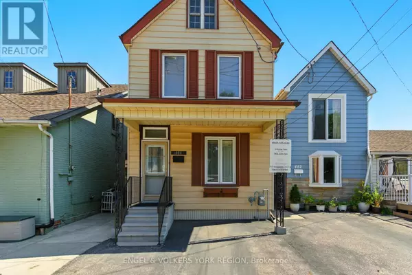 Hamilton (north End), ON L8L4R5,484 JOHN STREET N