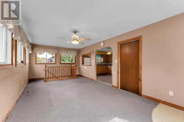 Athens, ON K0E1B0,28 WILTSE STREET E