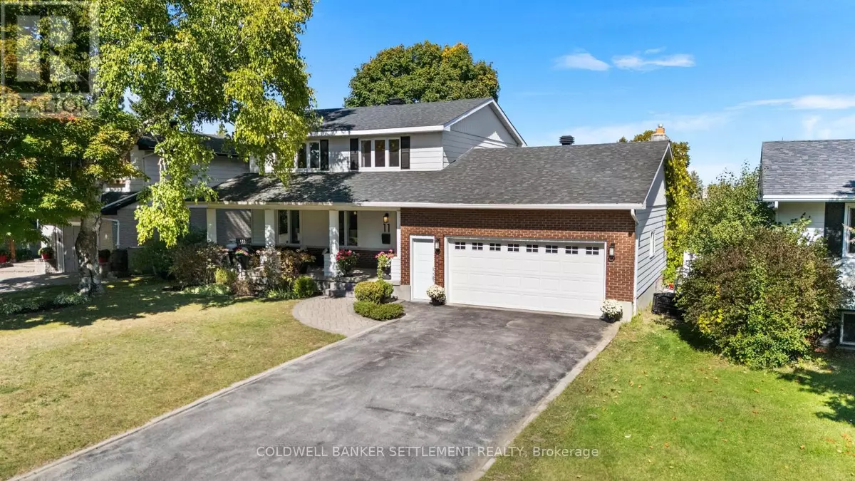 Perth, ON K7H3J4,11 SCOTT CRESCENT