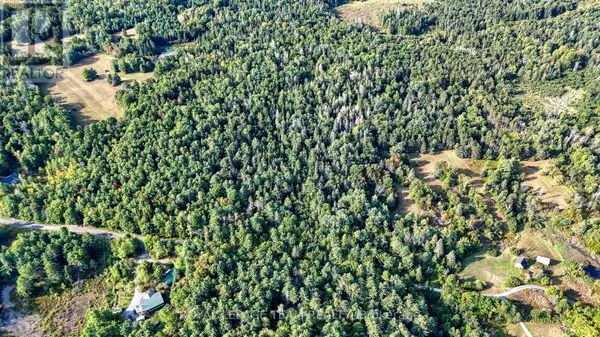 Mississippi Mills, ON K0A1A0,3053 RAMSAY CON 3 C ROAD