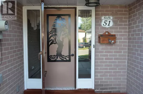 Port Hope, ON L1A2X2,51 PEACOCK BOULEVARD