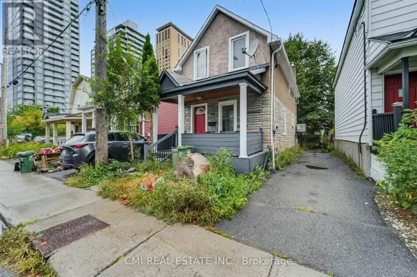 Ottawa, ON K1S3L5,95 ADELINE STREET