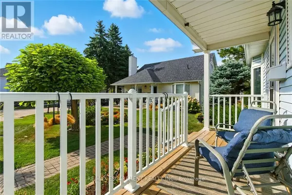 Hamilton (villages Of Glancaster), ON L0R1W0,360 SILVERBIRCH BOULEVARD