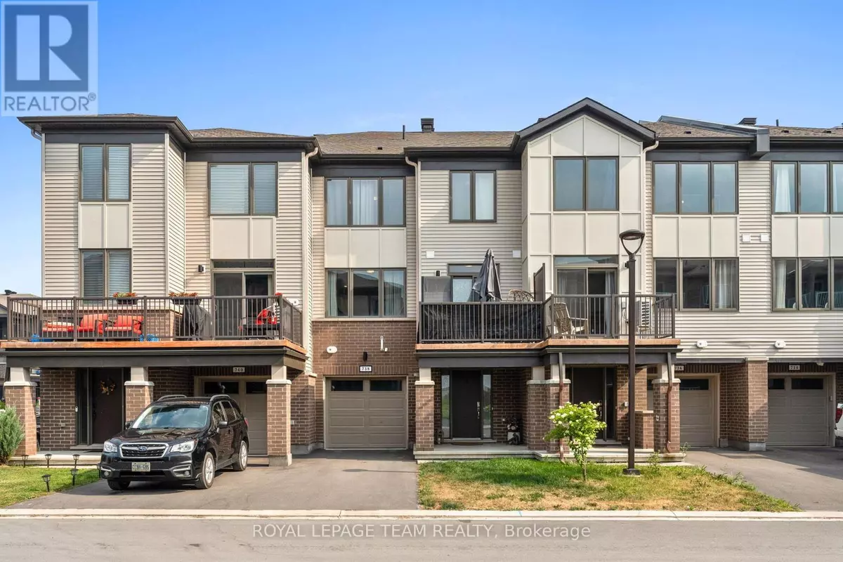 Ottawa, ON K2J7J2,738 CHROMITE PRIVATE