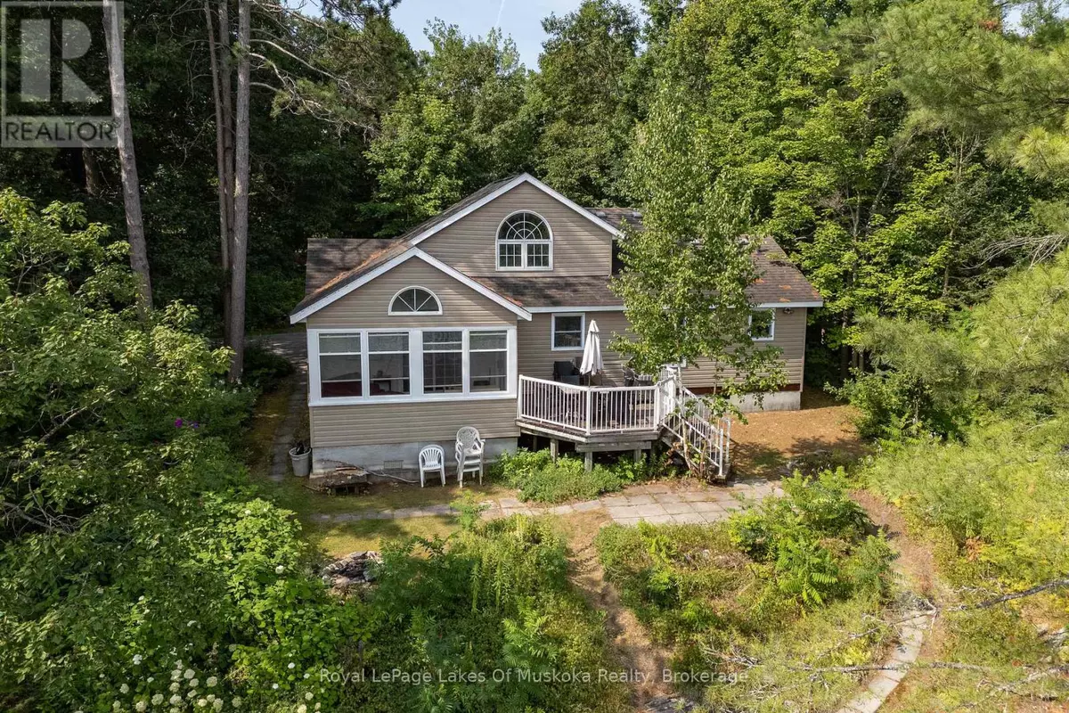 Gravenhurst (muskoka (s)), ON P1P1R2,49 PINETREE ROAD