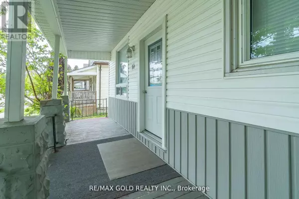 London North (north N), ON N6H1A7,14 WYATT STREET