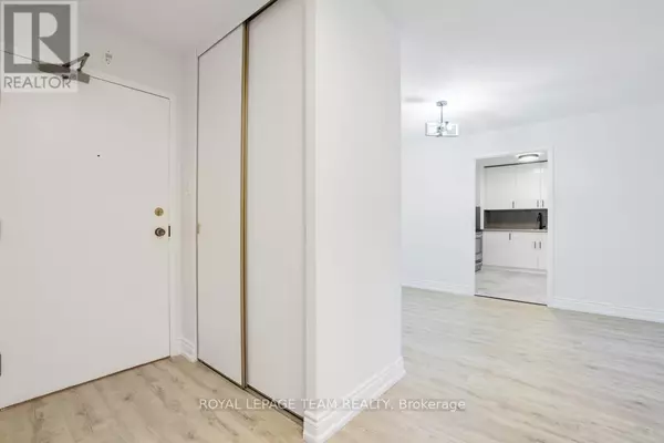 Ottawa, ON K1V8W6,2951 Riverside DR #113