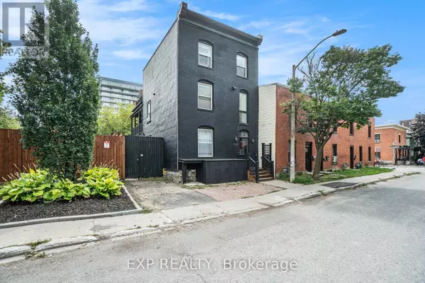 Ottawa, ON K1N5R1,208 CLARENCE STREET