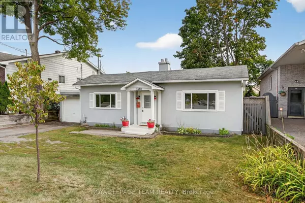 2822 RICHMOND ROAD, Ottawa, ON K2B6S5