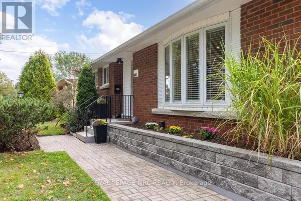 Niagara Falls (stamford), ON L2J1X1,6486 MCMICKING STREET