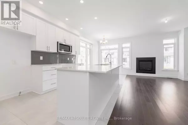 Ottawa, ON K4M0K8,234 ZINNIA WAY