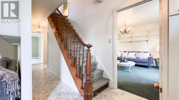 Goderich (goderich (town)), ON N7A2W6,25 WELLINGTON STREET N