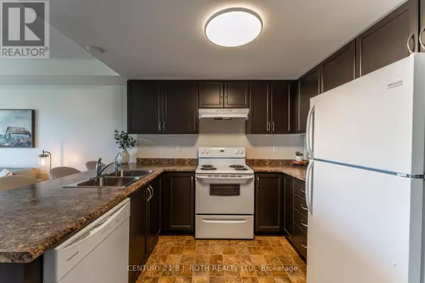 Guelph (pineridge/westminster Woods), ON N1L0L3,67 Kingsbury SQ #403