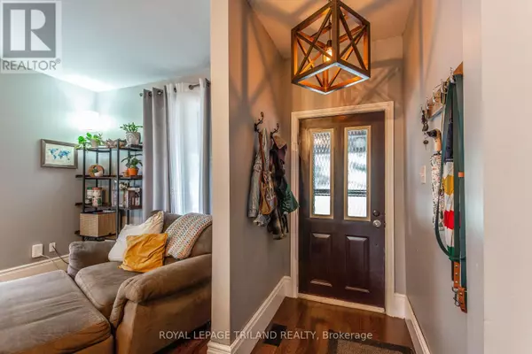 St. Thomas, ON N5P2X7,83 FLORA STREET