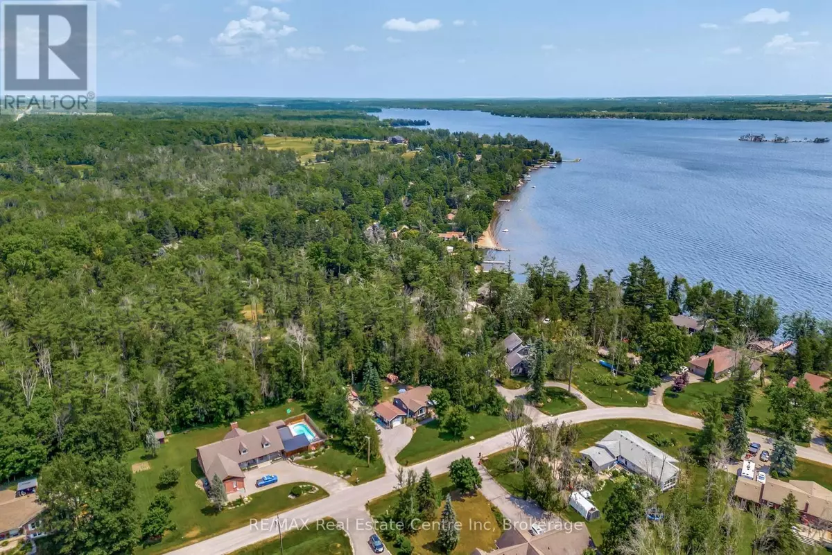 Kawartha Lakes (verulam), ON K0M1N0,33 GRAHAM DRIVE