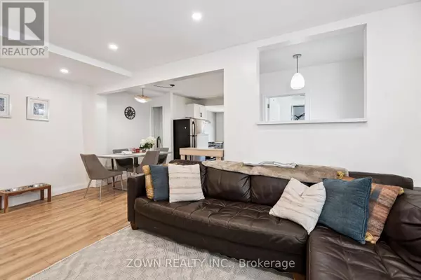 Hamilton (central), ON L8R2E9,64 SHEAFFE STREET