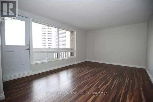 Ottawa, ON K2B8G6,1100 Ambleside DR #1003