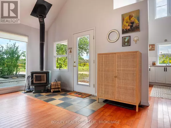 Niagara-on-the-lake (lakeshore), ON L0S1J0,4 FIRELANE 10