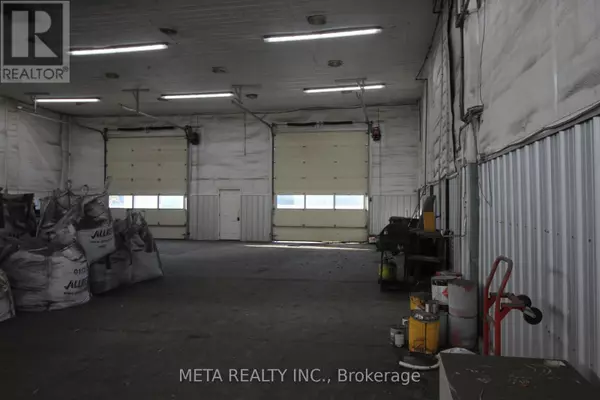 Ashfield-colborne-wawanosh (colborne), ON N7A3Y2,33884 AIRPORT ROAD