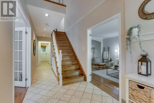 London North (north B), ON N5X3L4,66 NANETTE DRIVE N