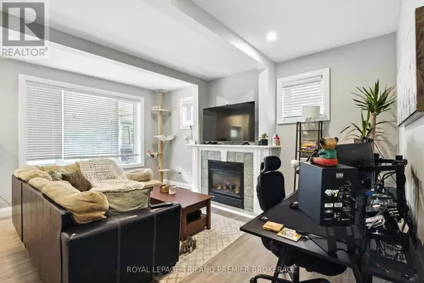 London East (east G), ON N5W3H1,636 QUEENS AVENUE