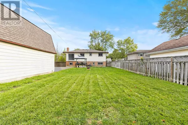 Fort Erie (crescent Park), ON L2A1P4,1377 Garrison RD #N/A