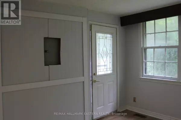 Cobourg, ON K9A2N7,384 KING STREET W