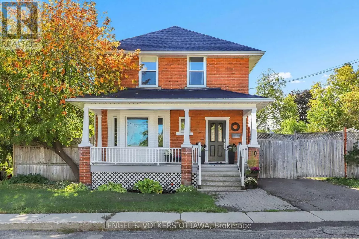 Arnprior, ON K7S3A4,10 IDA STREET S