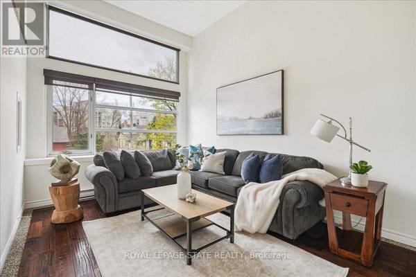 50 Main ST #313, Hamilton (dundas), ON L9H6P8