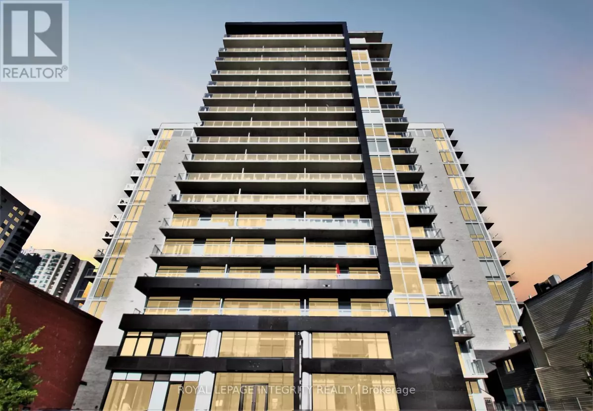 Ottawa, ON K1R0C5,255 BAY ST #808