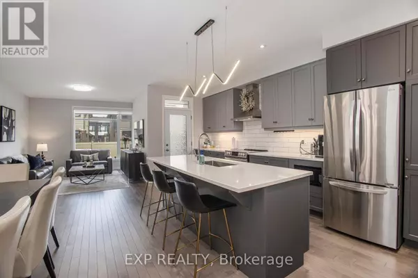 Ottawa, ON K4M0J9,1022 LUNAR GLOW CRESCENT