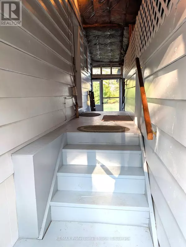 Strong, ON P0A1Z0,257 ALBERT STREET N