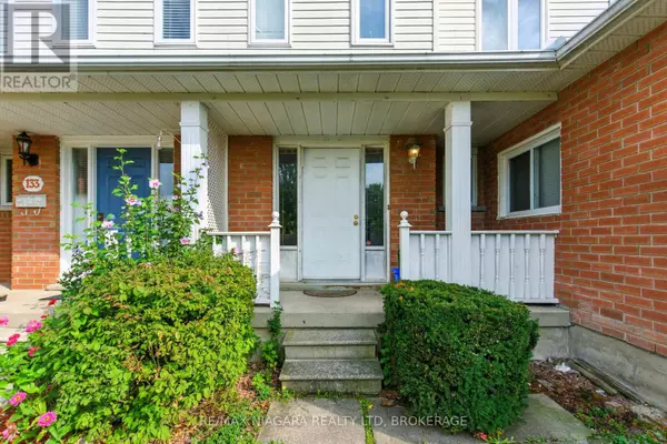 Thorold (confederation Heights), ON L2V5A5,127 DEVINE CRESCENT