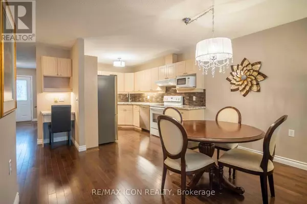Waterloo, ON N2T2W2,360 Erbsville RD #44