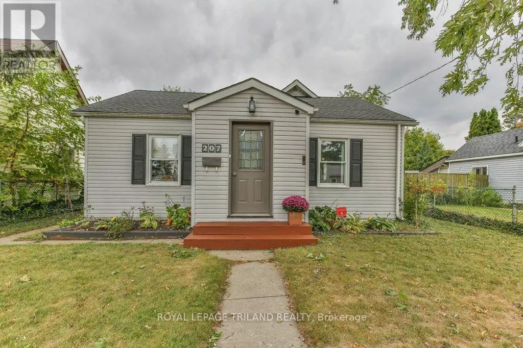 London East (east M), ON N5Z2S1,207 EAST STREET