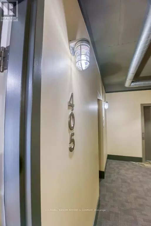 Ottawa, ON K1Y4X9,320 Parkdale AVE #405
