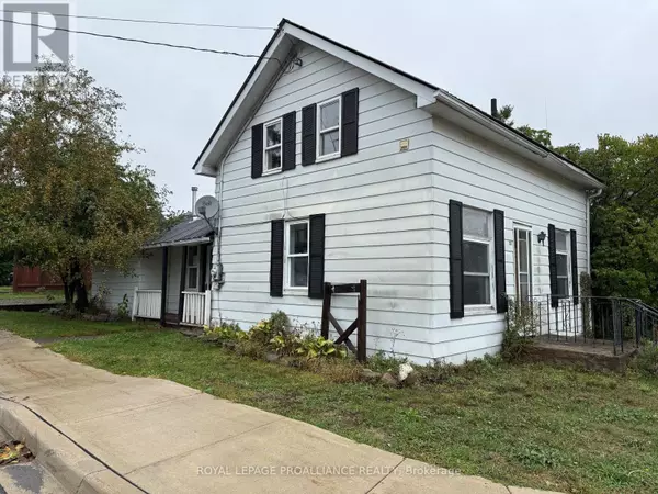 Greater Napanee (greater Napanee), ON K7R1V3,27 WATER STREET W