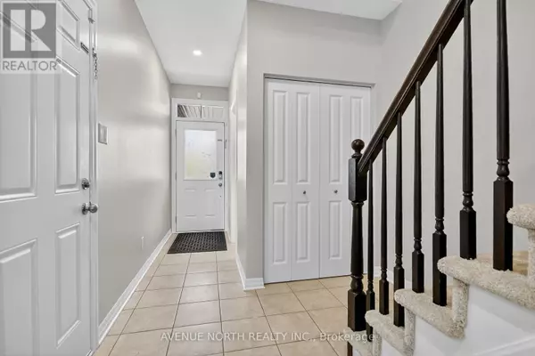 Ottawa, ON K1T0L1,629 SUNBURST STREET