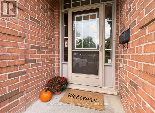 London South (south A), ON N6K4X5,10 Cadeau TER #7