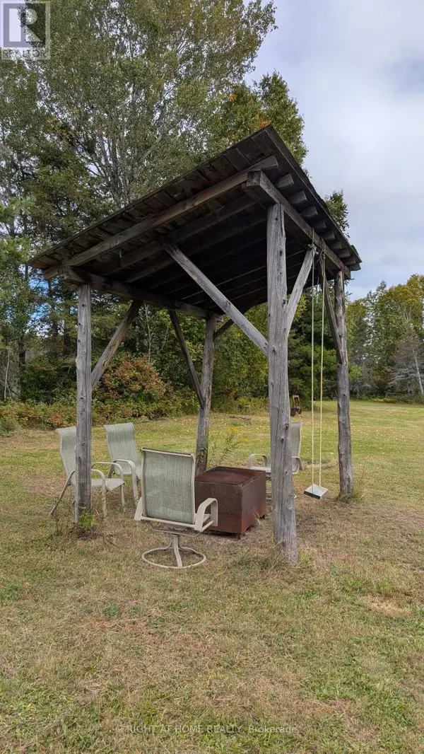 West Nipissing (field), ON P0H1M0,58 BELLEFEUILLE ROAD S