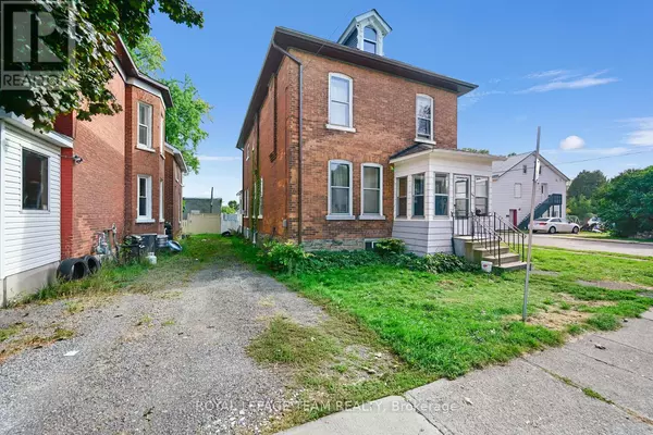 Prescott, ON K0E1T0,395 HENRY STREET W