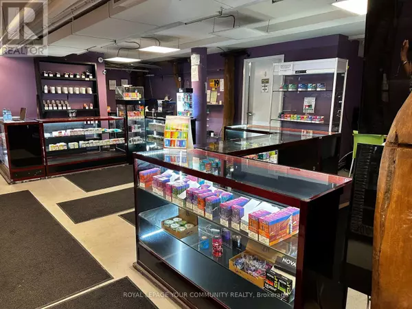 1135 RICHMOND STREET W, London East (east B), ON N6A2K5