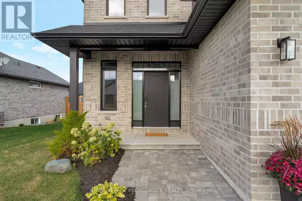 Belleville (thurlow Ward), ON K8N0R4,18 RAYCROFT DRIVE