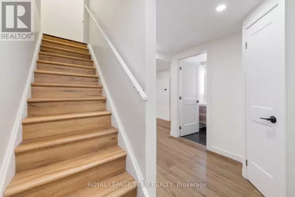 Ottawa, ON K2S0P8,329 GALLANTRY WAY