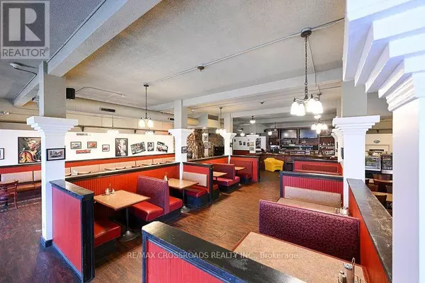 Hamilton (stoney Creek), ON L8G1B8,931 QUEENSTON ROAD