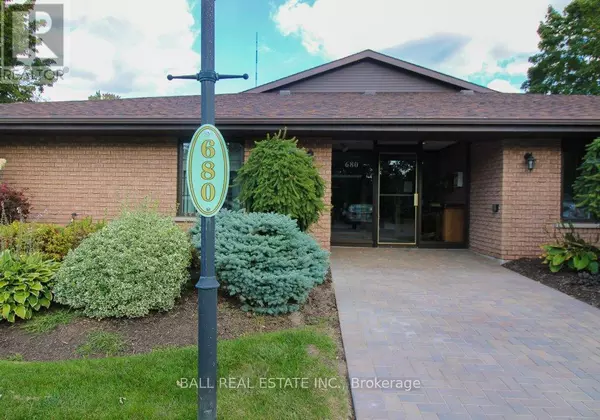 Peterborough (ashburnham Ward 4), ON K9H7J9,680 Whitaker ST #10