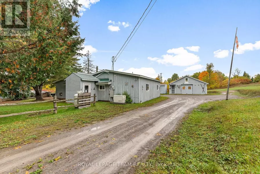 659 STONES LAKE ROAD, Greater Madawaska, ON K0J1H0