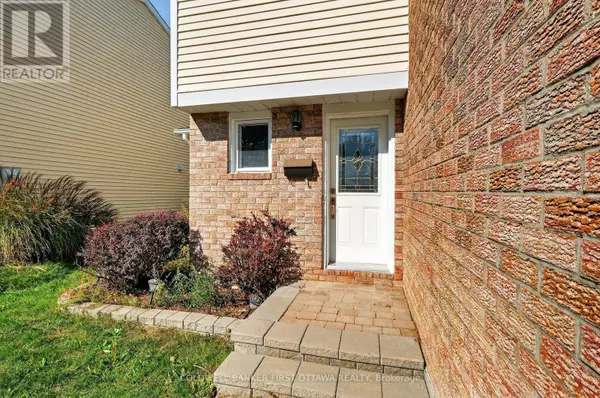 Ottawa, ON K1E2T9,273 KINGLET WAY