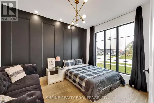 London South (south B), ON N6K0K7,1866 FOUNTAIN GRASS DRIVE